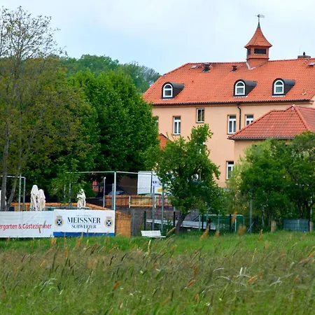Boselblick Gästezimmer&biergarten Sörnewitz