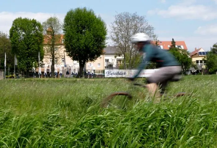 Boselblick Gaestezimmer & Biergarten 2*