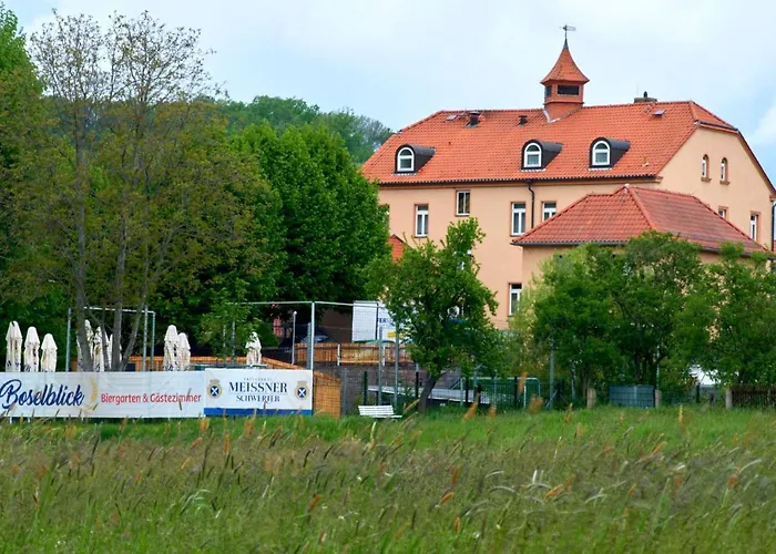 Boselblick Gaestezimmer & Biergarten Sörnewitz