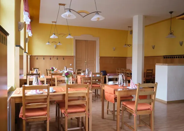 Guest house Boselblick Gaestezimmer & Biergarten Sornewitz